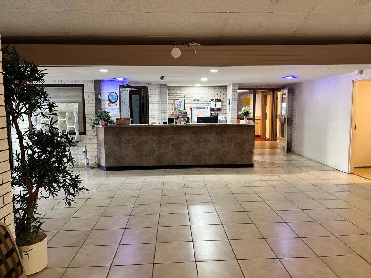 Lively Inn And Suites - Sudbury Naughton Luaran gambar