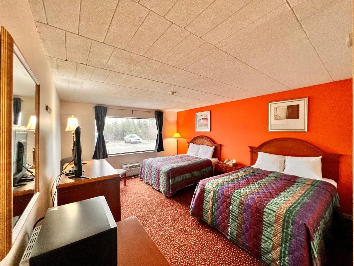 Lively Inn And Suites - Sudbury Naughton Luaran gambar