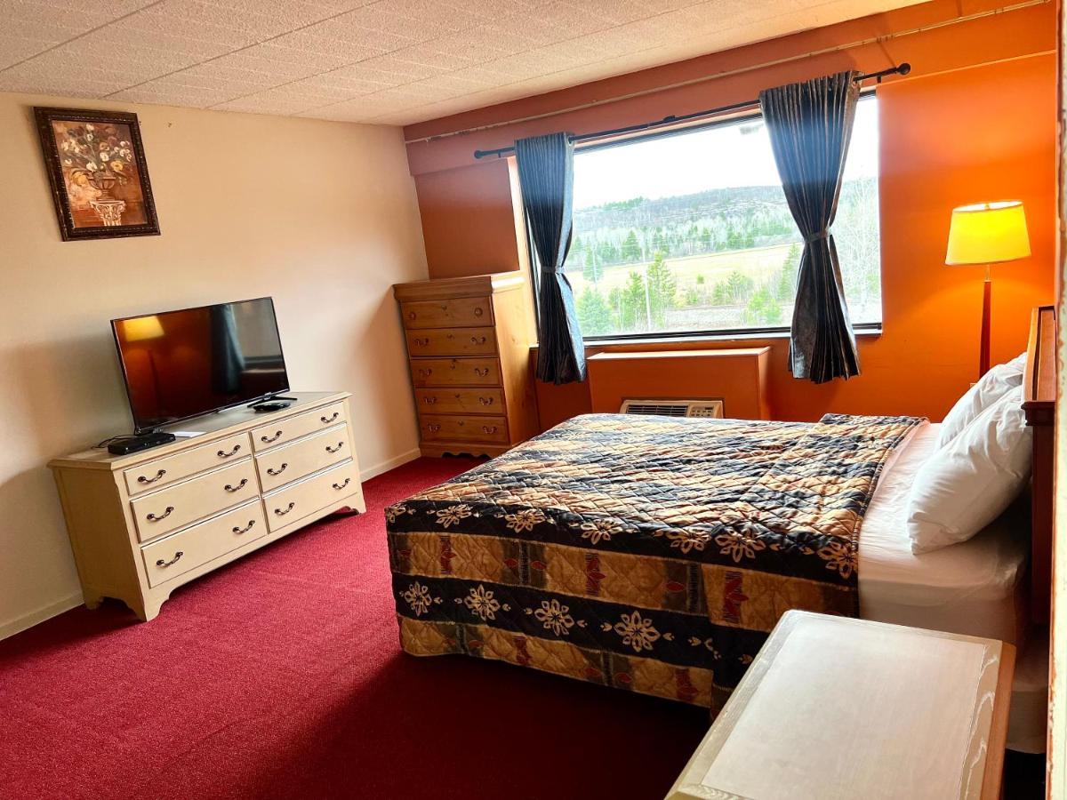 Lively Inn And Suites - Sudbury Naughton Luaran gambar