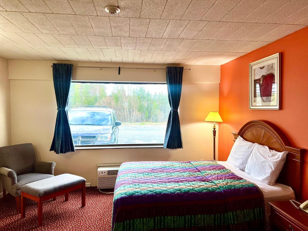 Lively Inn And Suites - Sudbury Naughton Luaran gambar