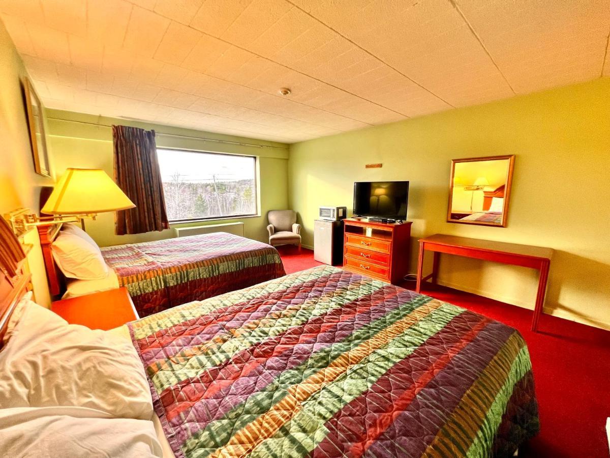 Lively Inn And Suites - Sudbury Naughton Luaran gambar